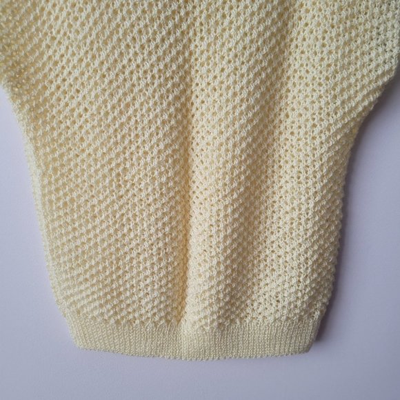 VINTAGE Handmade Hand Knit Scoop Neck Yellow Sleeveless Sweater - Picture 4 of 12